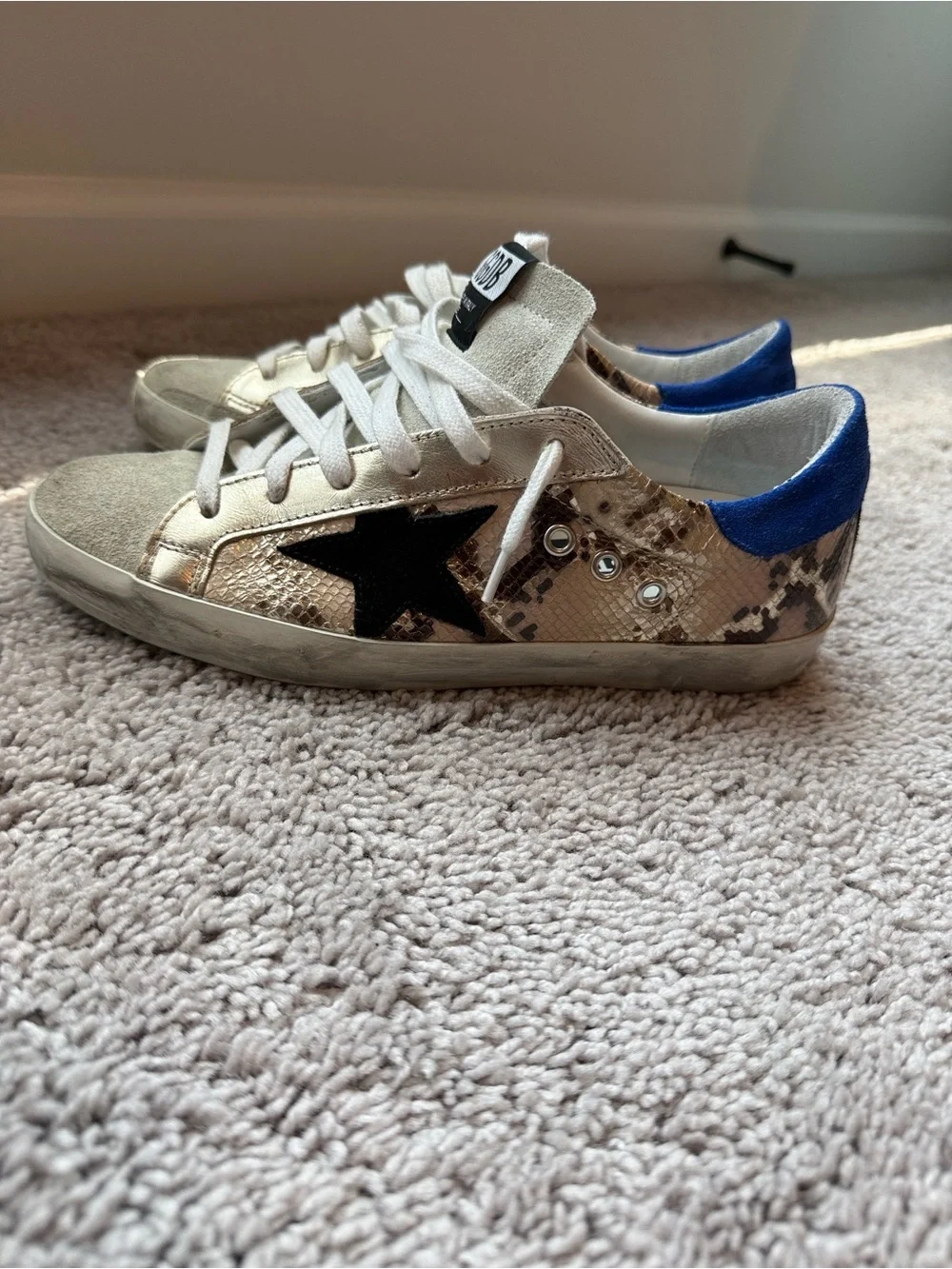 Golden Goose Women’s Sneakers with Black Star and Blue Heel - Picture 1 of 5